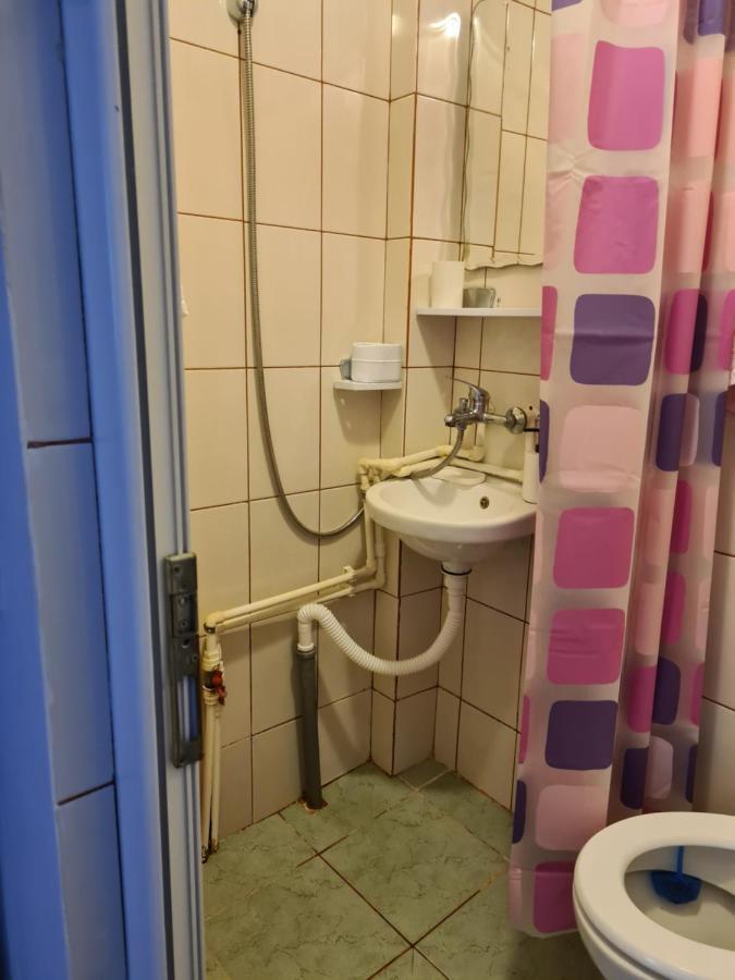 Ogadugu Apartman Bukarest Kültér fotó